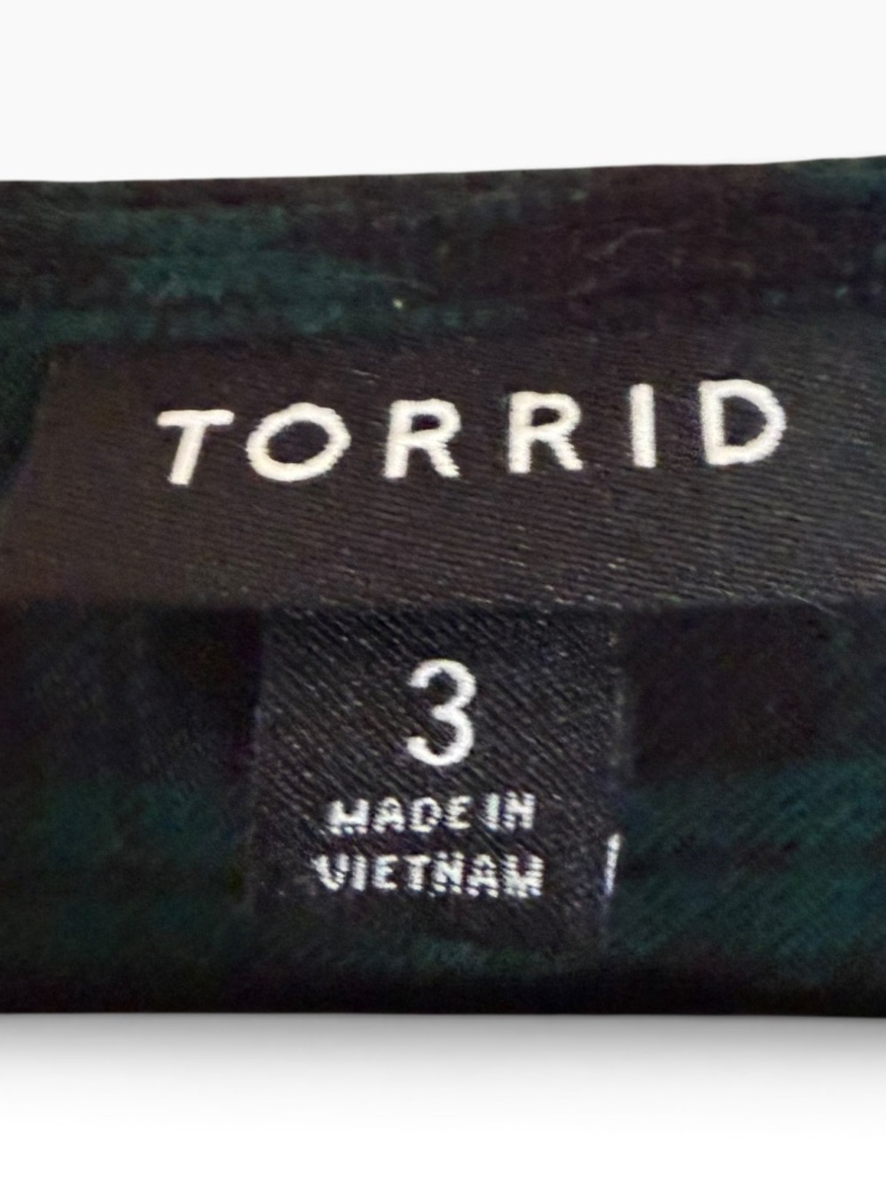 torrid Fit and Flare Softest Flannel Dark Green and Black Plaid Button Down Top - Picture 6 of 8